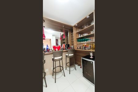 Apartamento à venda com 143m², 4 quartos e 3 vagas Apartamento à venda com 143m², 4 quartos e 3 vagasCozinha