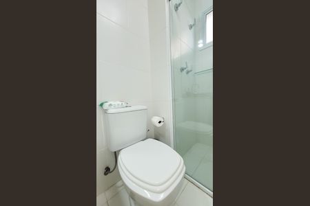 Apartamento à venda com 143m², 4 quartos e 3 vagas Apartamento à venda com 143m², 4 quartos e 3 vagasBanheiro da Suíte 2