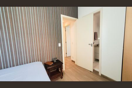 Apartamento à venda com 143m², 4 quartos e 3 vagas Apartamento à venda com 143m², 4 quartos e 3 vagasSuíte 2