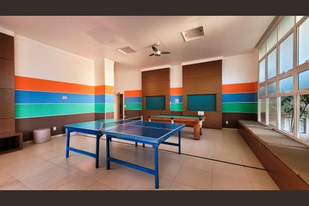 Apartamento à venda com 143m², 4 quartos e 3 vagas Apartamento à venda com 143m², 4 quartos e 3 vagasÁrea comum - Sala de Jogos