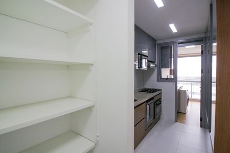 Apartamento à venda com 78m², 2 quartos e 1 vaga Apartamento à venda com 78m², 2 quartos e 1 vagaDespensa