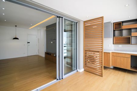 Apartamento à venda com 78m², 2 quartos e 1 vaga Apartamento à venda com 78m², 2 quartos e 1 vagaVaranda Sala