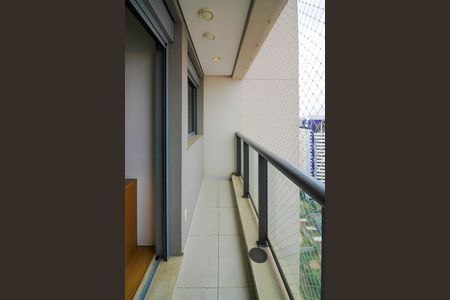 Apartamento à venda com 78m², 2 quartos e 1 vaga Apartamento à venda com 78m², 2 quartos e 1 vagaVaranda Quarto 1 - Suíte