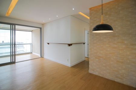 Apartamento à venda com 78m², 2 quartos e 1 vaga Apartamento à venda com 78m², 2 quartos e 1 vagaSala