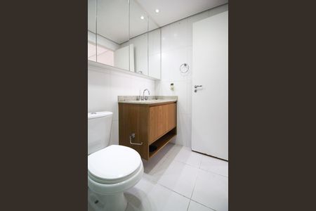 Apartamento à venda com 78m², 2 quartos e 1 vaga Apartamento à venda com 78m², 2 quartos e 1 vagaBanheiro Suíte