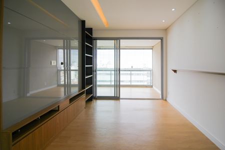 Apartamento à venda com 78m², 2 quartos e 1 vaga Apartamento à venda com 78m², 2 quartos e 1 vagaSala
