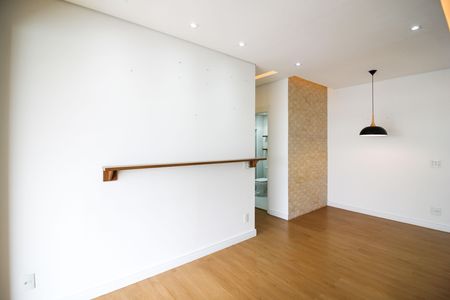 Apartamento à venda com 78m², 2 quartos e 1 vaga Apartamento à venda com 78m², 2 quartos e 1 vagaSala