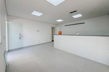 Casa para alugar com 300m², 5 quartos e 2 vagas Casa para alugar com 300m², 5 quartos e 2 vagasCozinha