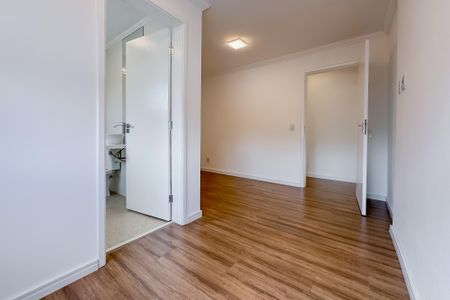 Casa para alugar com 300m², 5 quartos e 2 vagas Casa para alugar com 300m², 5 quartos e 2 vagasSuíte 4 - 1º Piso