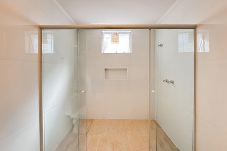 Casa para alugar com 300m², 5 quartos e 2 vagas Casa para alugar com 300m², 5 quartos e 2 vagasBanheiro da Suíte Master