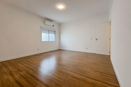 Casa para alugar com 300m², 5 quartos e 2 vagas Casa para alugar com 300m², 5 quartos e 2 vagasSuíte Master