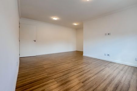 Casa para alugar com 300m², 5 quartos e 2 vagas Casa para alugar com 300m², 5 quartos e 2 vagasSuíte Master 2 - 1º Piso