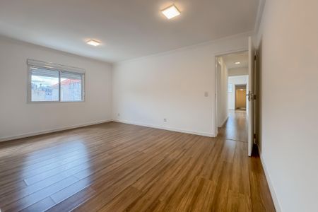 Casa para alugar com 300m², 5 quartos e 2 vagas Casa para alugar com 300m², 5 quartos e 2 vagasSuíte Master 2 - 1º Piso