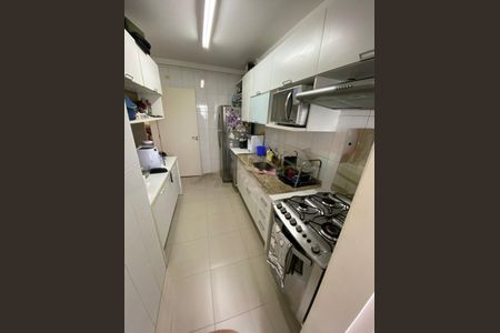 Apartamento à venda com 68m², 2 quartos e 1 vaga