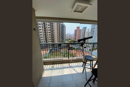 Apartamento à venda com 68m², 2 quartos e 1 vaga