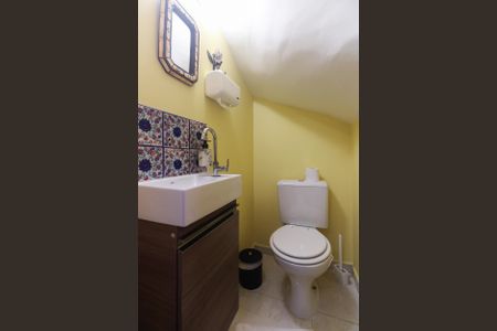 Casa de condomínio à venda com 72m², 2 quartos e 2 vagasLavabo