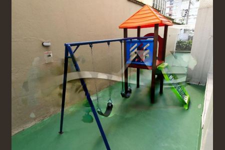 Apartamento à venda com 98m², 2 quartos e 1 vaga