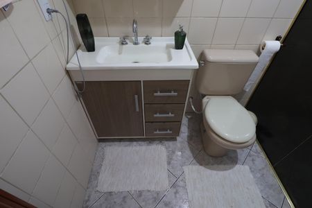 Apartamento para alugar com 75m², 2 quartos e sem vagaBanheiro