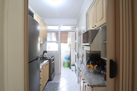 Apartamento para alugar com 75m², 2 quartos e sem vagaCozinha e Área de Serviço