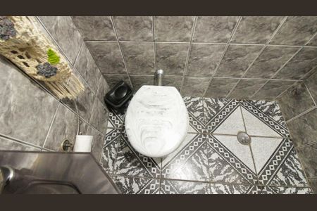 Casa à venda com 125m², 2 quartos e 2 vagas Casa à venda com 125m², 2 quartos e 2 vagasBanheiro da Suíte