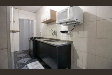 Casa à venda com 125m², 2 quartos e 2 vagas Casa à venda com 125m², 2 quartos e 2 vagasCozinha