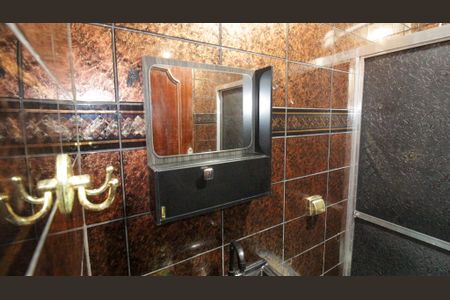 Casa à venda com 125m², 2 quartos e 2 vagas Casa à venda com 125m², 2 quartos e 2 vagasBanheiro