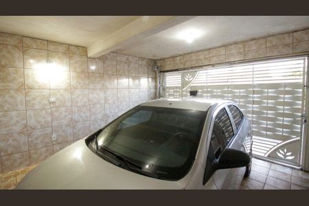 Casa à venda com 125m², 2 quartos e 2 vagas Casa à venda com 125m², 2 quartos e 2 vagasGaragem