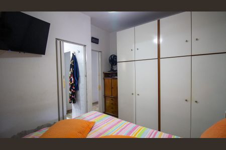 Casa à venda com 1100m², 6 quartos e 15 vagasQuarto