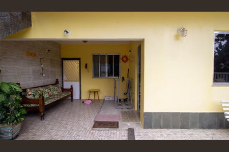 Casa à venda com 1100m², 6 quartos e 15 vagasQuintal