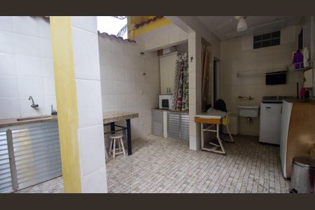 Casa à venda com 1100m², 6 quartos e 15 vagasÁrea de Serviço
