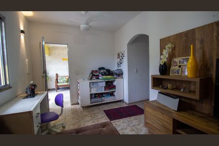 Casa à venda com 1100m², 6 quartos e 15 vagasSala