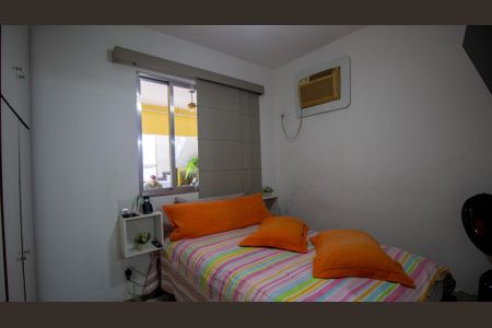 Casa à venda com 1100m², 6 quartos e 15 vagasQuarto