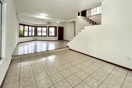 Sala 2 de casa para alugar com 5 quartos, 320m² em Bom Abrigo, Florianópolis