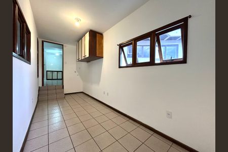 Casa para alugar com 320m², 5 quartos e 3 vagasÁrea de Serviço