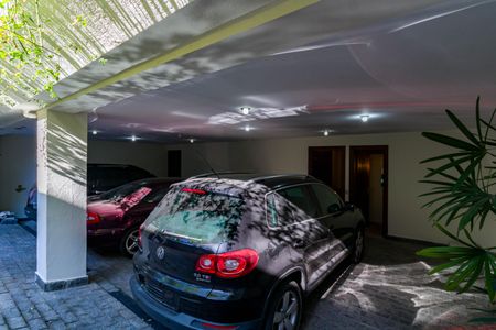 Casa à venda com 735m², 4 quartos e 6 vagasÁrea comum