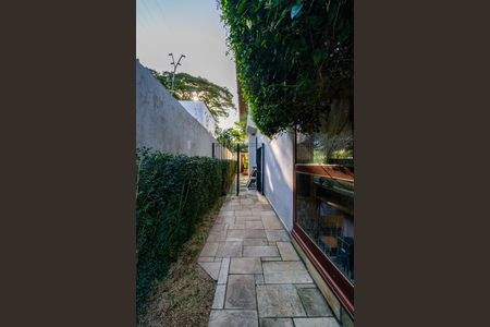 Casa à venda com 735m², 4 quartos e 6 vagasÁrea comum