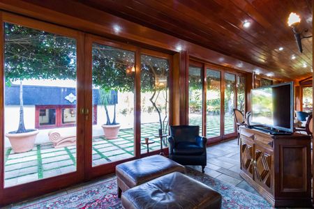 Casa à venda com 735m², 4 quartos e 6 vagasVaranda da Sala