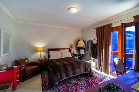 Casa à venda com 735m², 4 quartos e 6 vagasSuíte 2