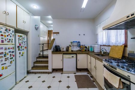 Casa à venda com 735m², 4 quartos e 6 vagasCozinha