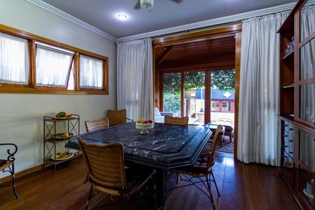 Casa à venda com 735m², 4 quartos e 6 vagasCopa