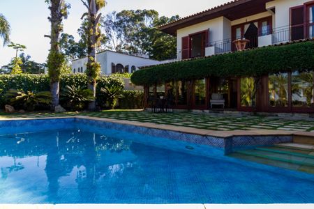 Casa à venda com 735m², 4 quartos e 6 vagasÁrea comum