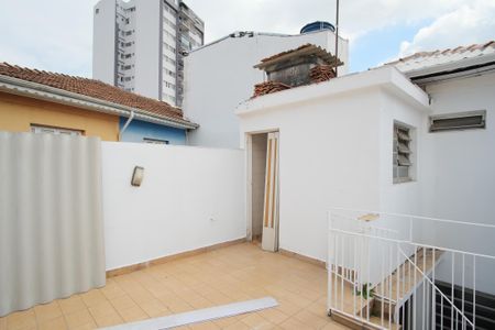 Casa para alugar com 157m², 2 quartos e 1 vagaQuintal