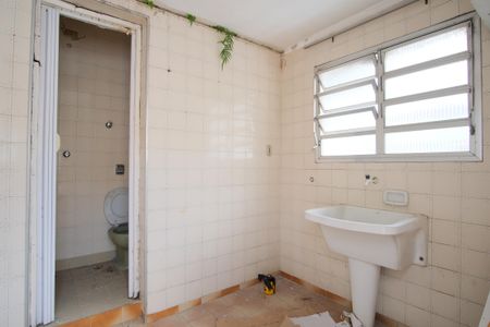 Casa para alugar com 157m², 2 quartos e 1 vagaÁrea de Serviço