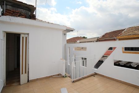 Casa para alugar com 157m², 2 quartos e 1 vagaQuintal