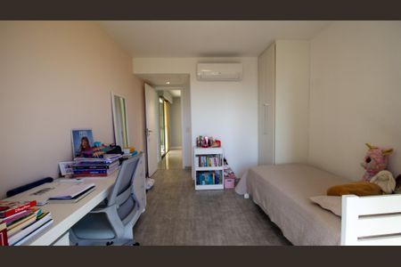 Apartamento à venda com 262m², 4 quartos e 3 vagasSuíte 3