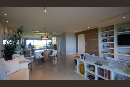 Apartamento à venda com 262m², 4 quartos e 3 vagasSala