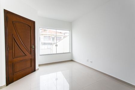 Casa à venda com 160m², 3 quartos e 4 vagasSala