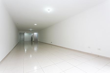 Casa à venda com 160m², 3 quartos e 4 vagasGaragem