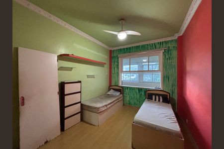 Apartamento à venda com 210m², 4 quartos e 1 vaga Apartamento à venda com 210m², 4 quartos e 1 vagaQuarto 1