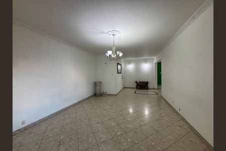 Apartamento à venda com 210m², 4 quartos e 1 vaga Apartamento à venda com 210m², 4 quartos e 1 vagaSala